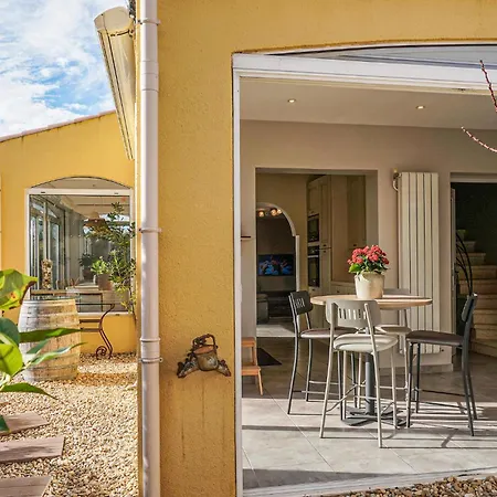 Lovely In With Wifi Hébergement de vacances