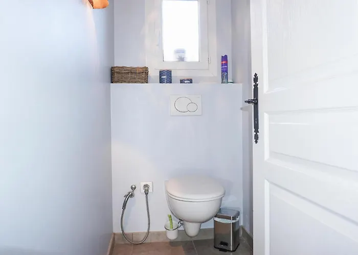 Semesterbostad Lovely In With Wifi *